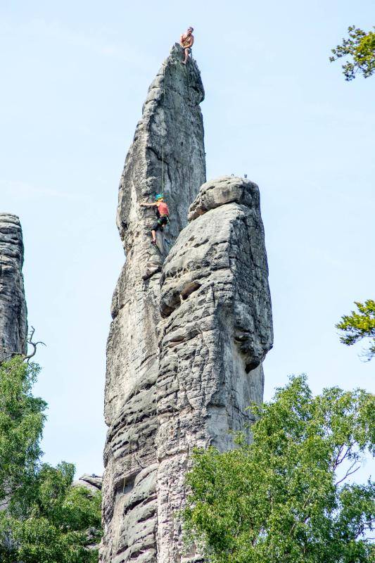 Prachovsk&eacute; sk&aacute;ly &ndash; P&iacute;skovcov&eacute; kr&aacute;lovstv&iacute; v srdci Česk&eacute;ho r&aacute;je